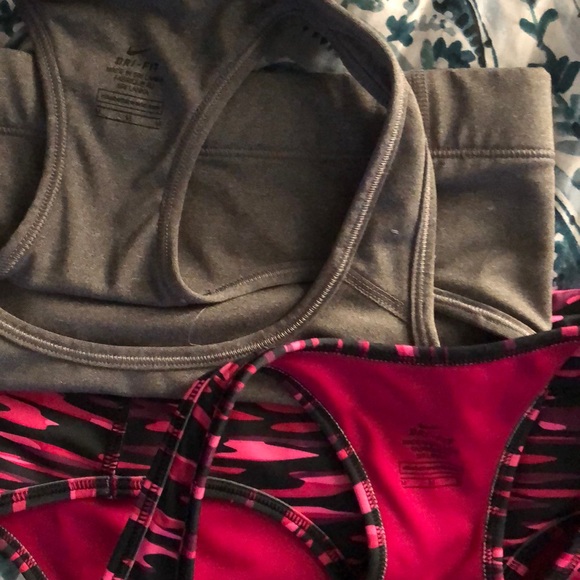 Two medium Nike dry-fit sports bras - Picture 3 of 3